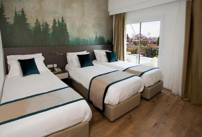 בית מלון כפרי Pefkos City