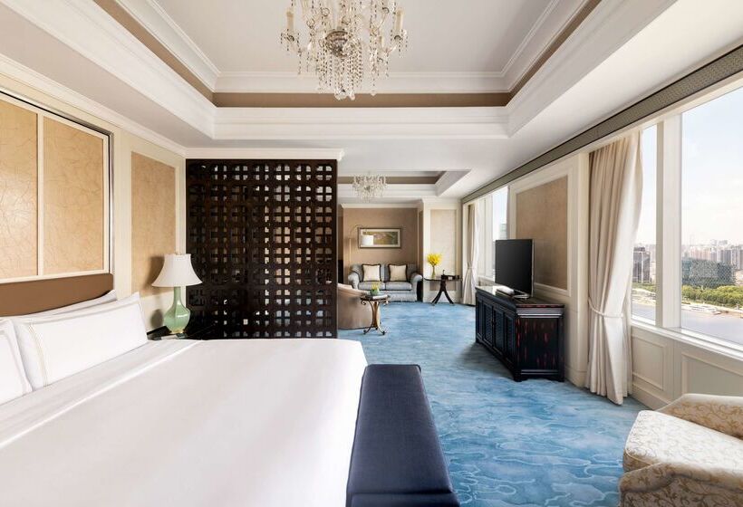 호텔 Pudong Shangrila, Shanghai