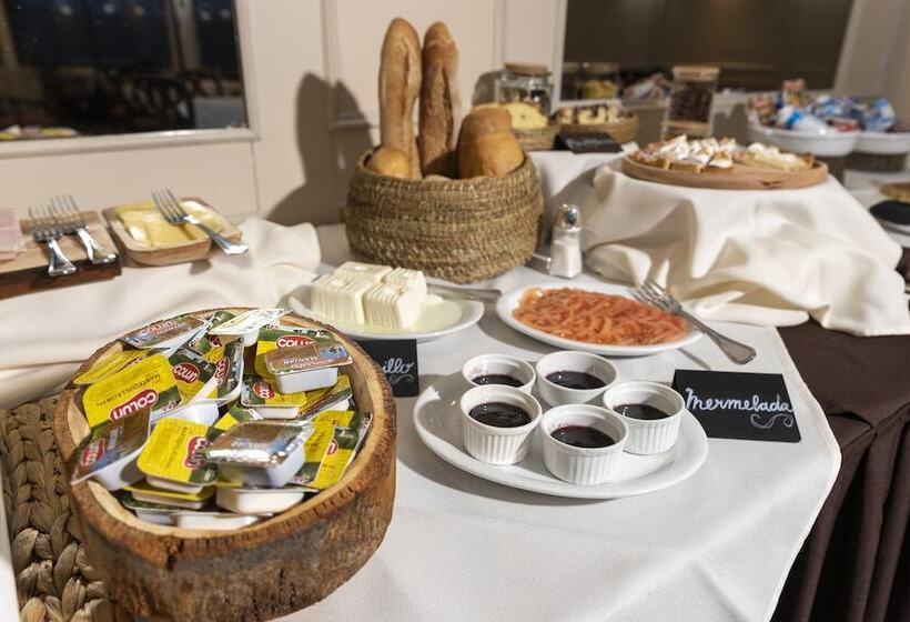 ホテル Puerta Del Sur