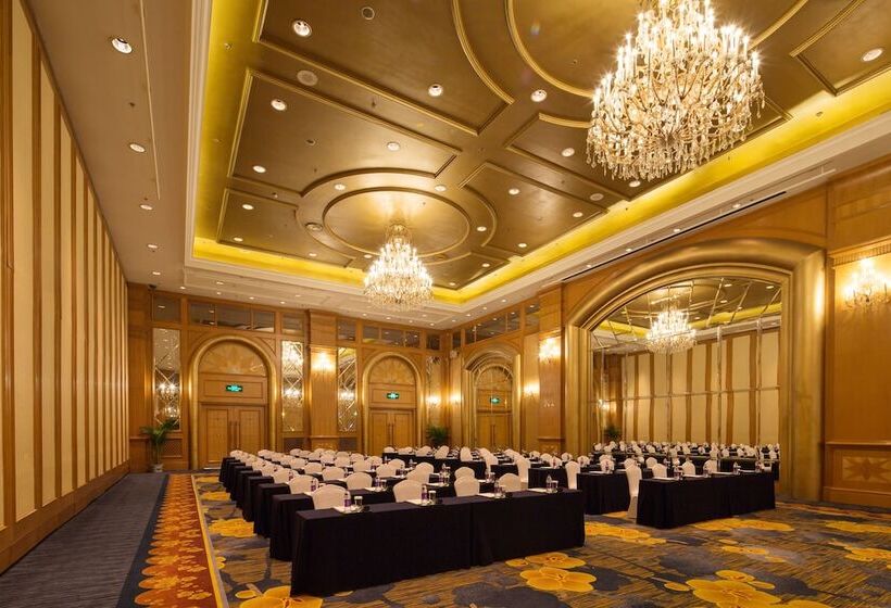 בית מלון כפרי Shangrila Harbin