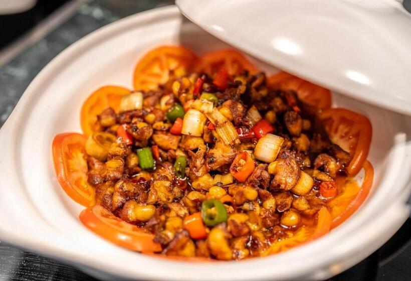 Hotel Shangri La Wuhan,close To The Mixc With Three Subway Lines