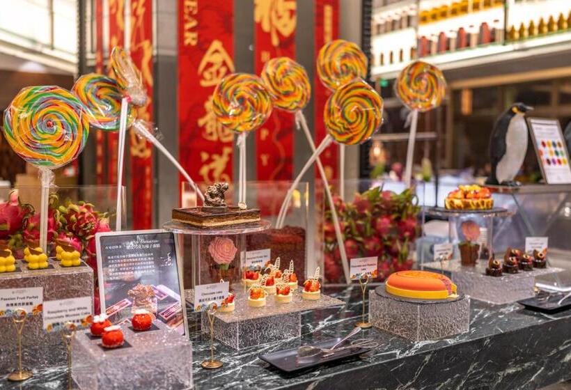 Hotel Shangri La Wuhan,close To The Mixc With Three Subway Lines