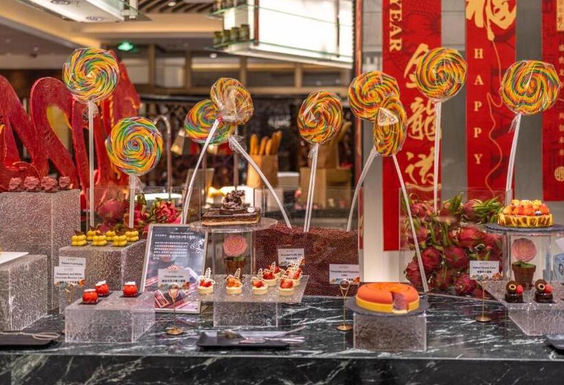 Hotel Shangri La Wuhan,close To The Mixc With Three Subway Lines