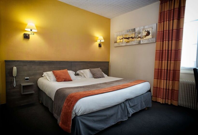 Brit Hotel Le Surcouf