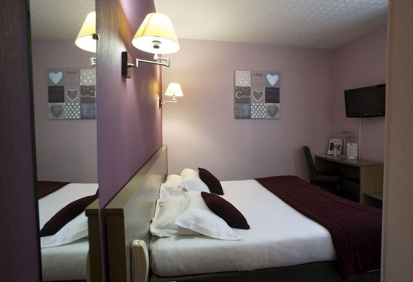 Brit Hotel Le Surcouf