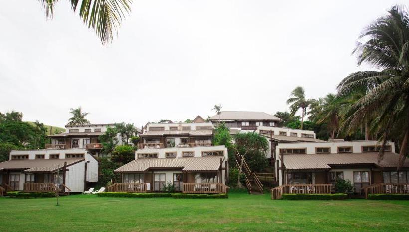 Crows Nest Resort