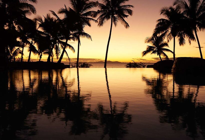 Doubletree Resort By Hilton Hotel Fiji   Sonaisali Island