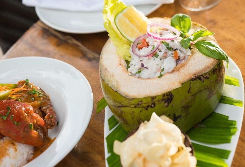 Doubletree Resort By Hilton Hotel Fiji   Sonaisali Island