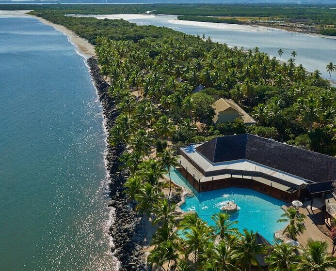Doubletree Resort By Hilton Hotel Fiji   Sonaisali Island