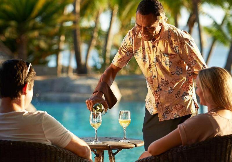 Doubletree Resort By Hilton Hotel Fiji   Sonaisali Island