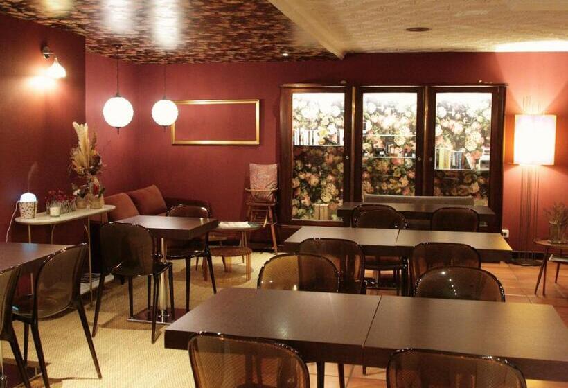 Отель Ajaccio  Albion