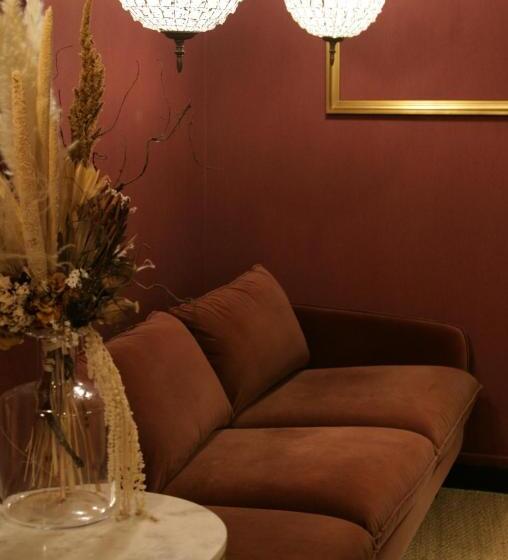 Отель Ajaccio  Albion