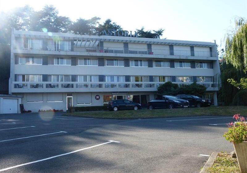 בית מלון כפרי Astoria