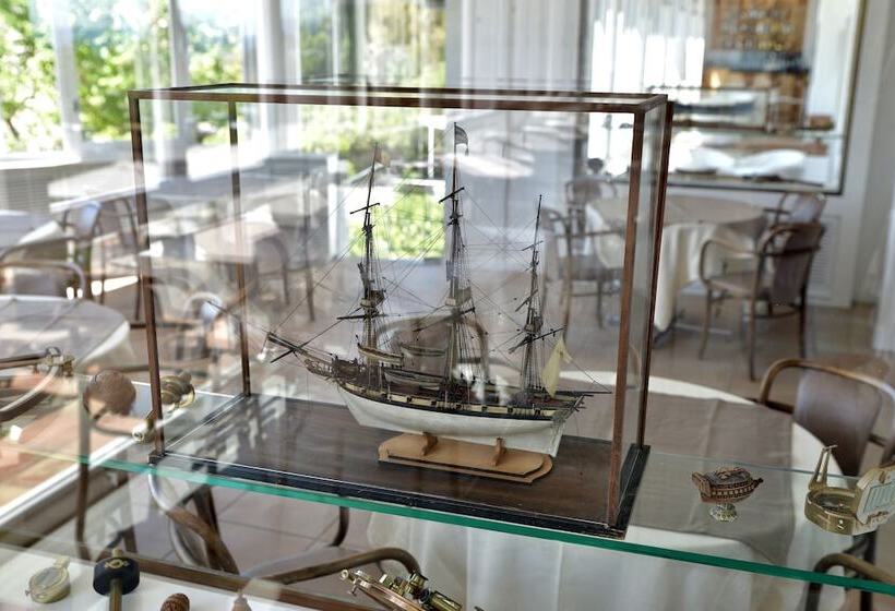 בית מלון כפרי Auberge De La Calanque