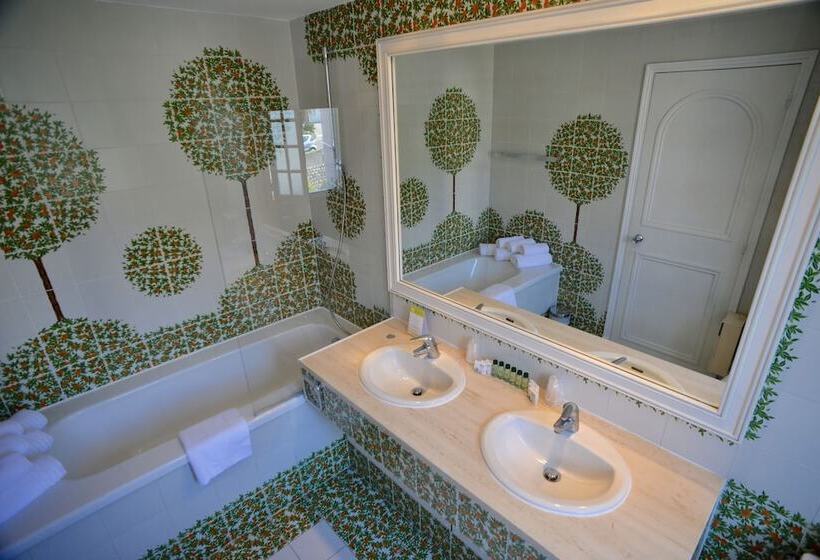 בית מלון כפרי Auberge De La Calanque