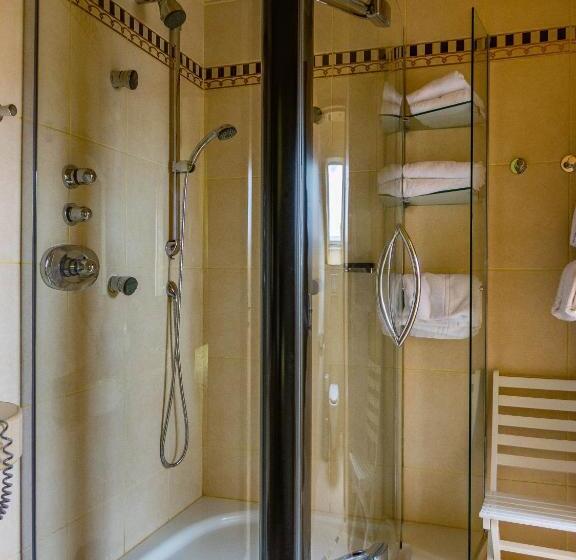 호텔 Logis Belle Hôtel, Lille Ouest