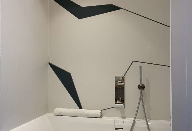 בית מלון כפרי Best Western Chalet Les Saytels