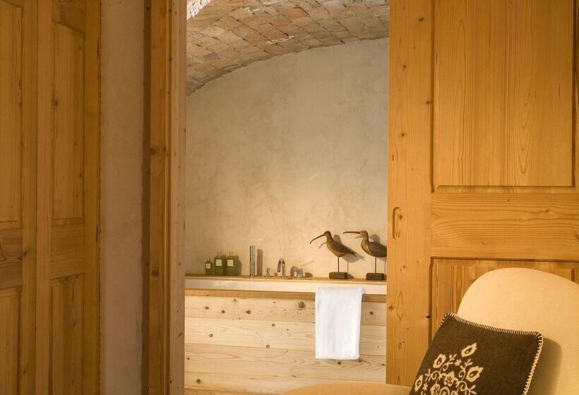 בית מלון כפרי Best Western Chalet Les Saytels