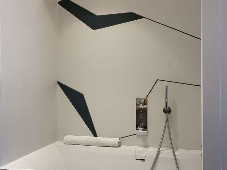 בית מלון כפרי Best Western Chalet Les Saytels