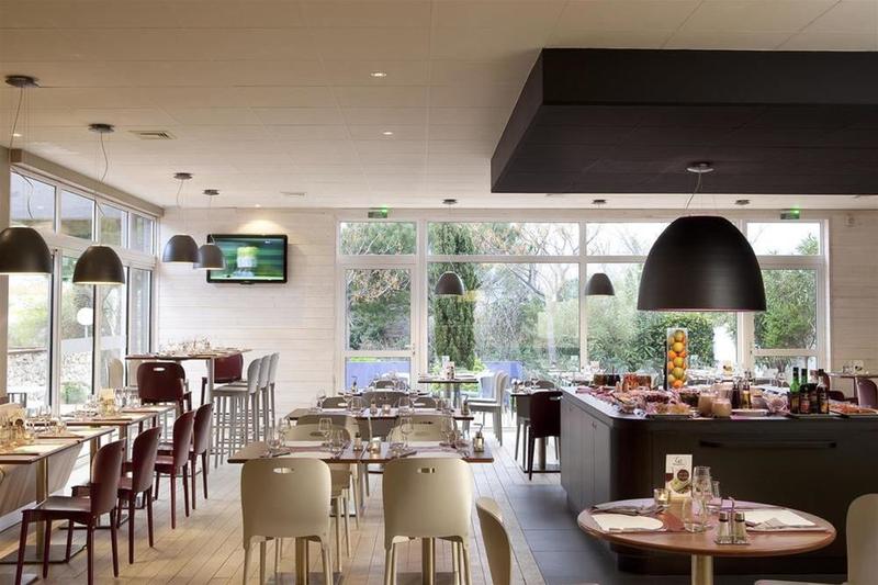 Отель Campanile Perpignan Nord Aéroport