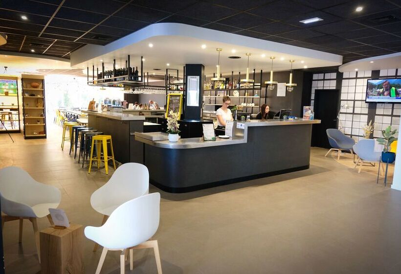 Отель Campanile Perpignan Nord Aéroport