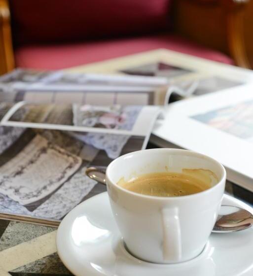 בית מלון כפרי Cannes Centre Univers