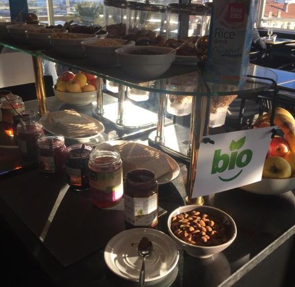 בית מלון כפרי Cannes Centre Univers