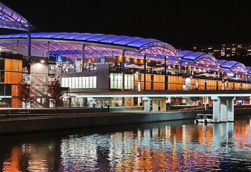 Отель Hôtel Charlemagne By Happyculture