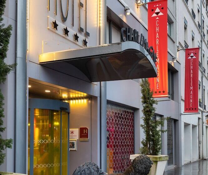 Отель Hôtel Charlemagne By Happyculture