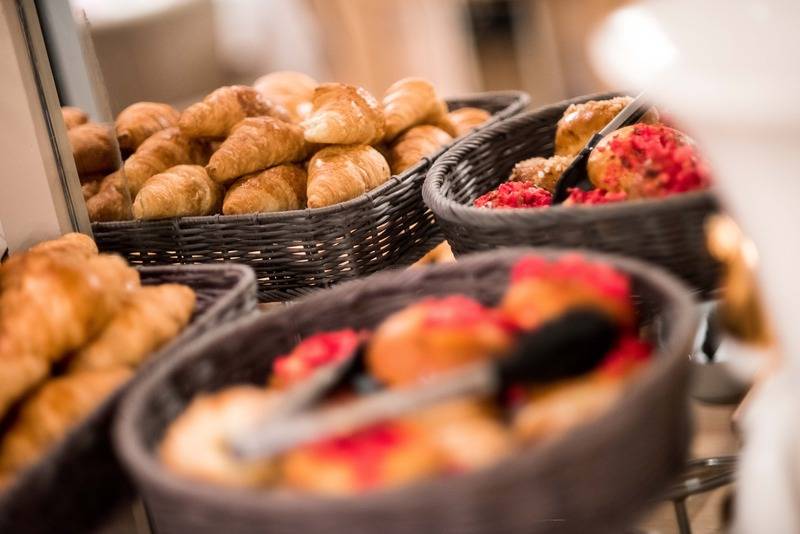 Отель Hôtel Charlemagne By Happyculture