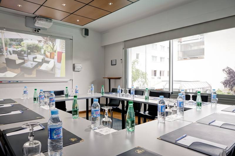 Отель Hôtel Charlemagne By Happyculture