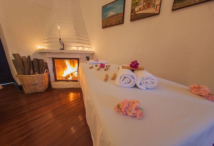 فندق Hostería Hacienda Pinsaqui