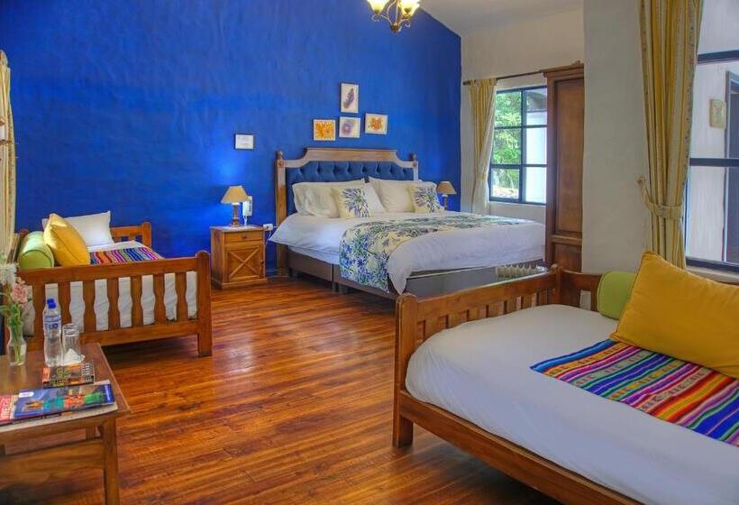 فندق Hostería Hacienda Pinsaqui