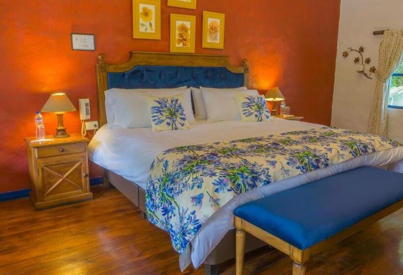 فندق Hostería Hacienda Pinsaqui