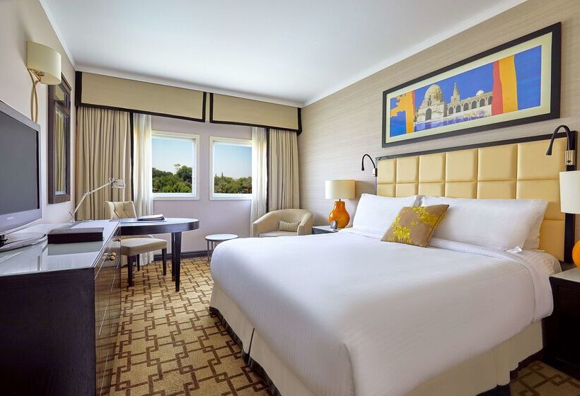 هتل Hilton Cairo Heliopolis