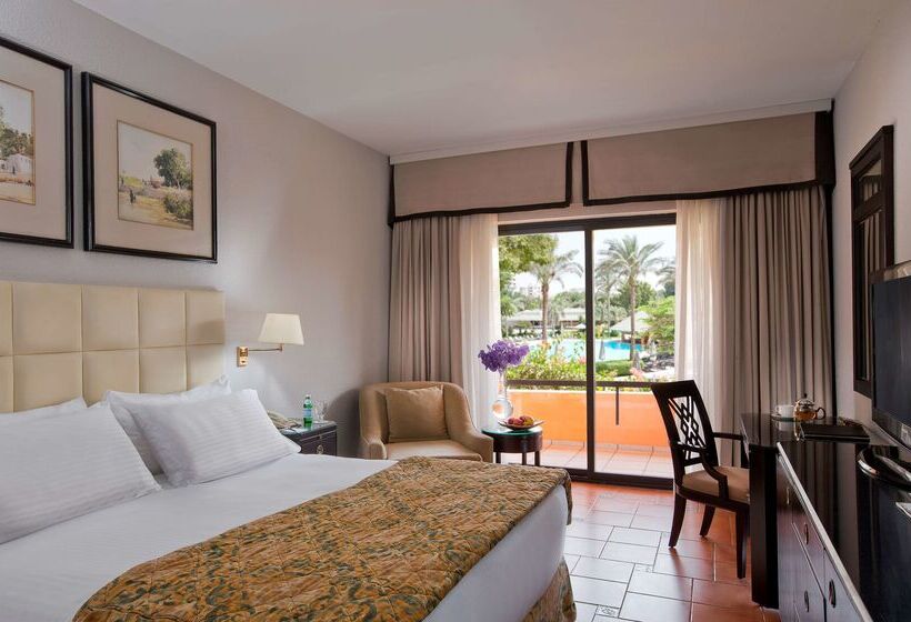هتل Hilton Cairo Heliopolis
