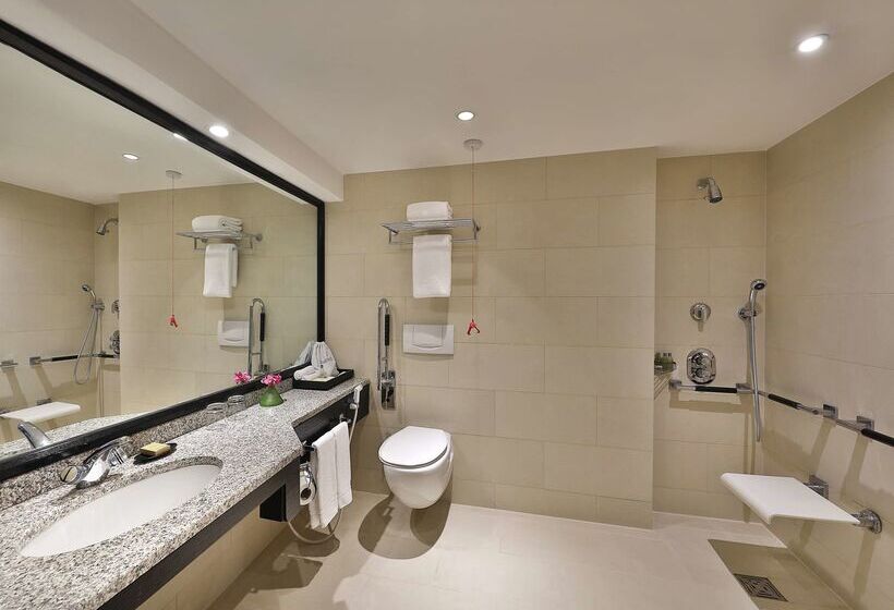 هتل Hilton Cairo Heliopolis