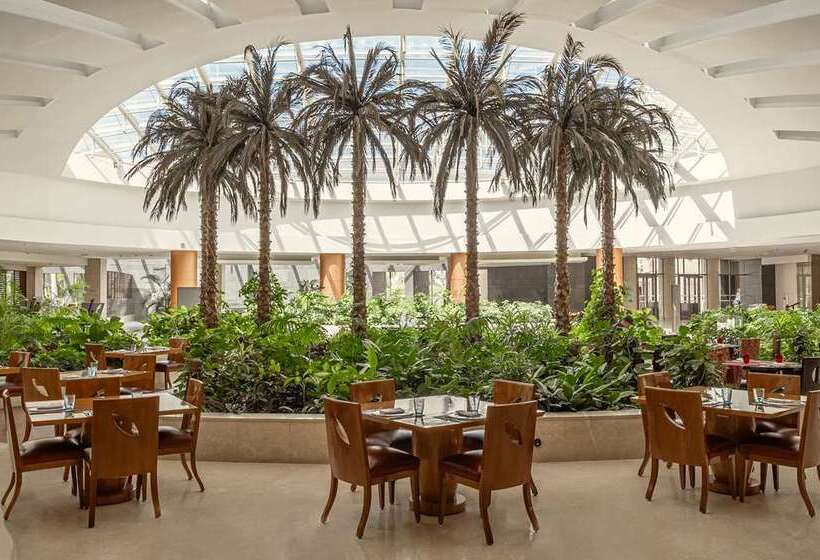 هتل Hilton Cairo Heliopolis