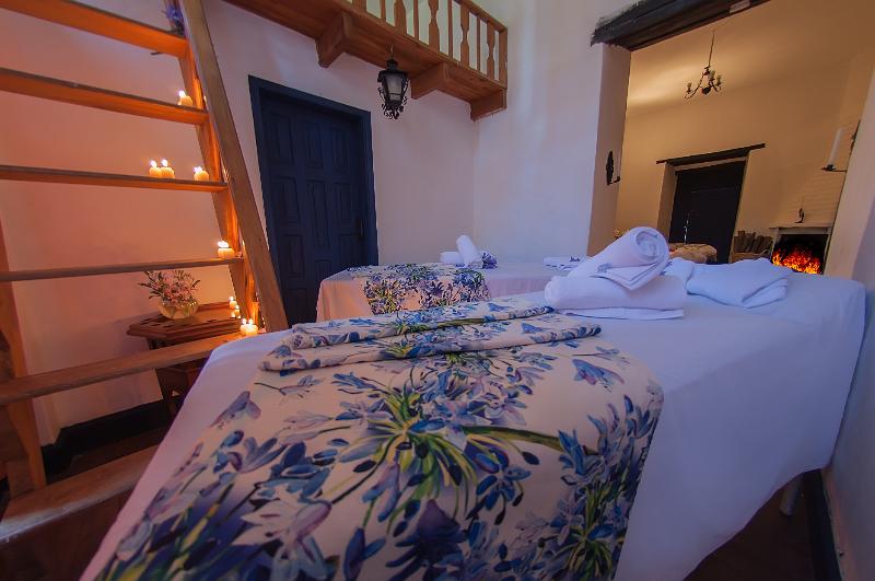 فندق Hostería Hacienda Pinsaqui