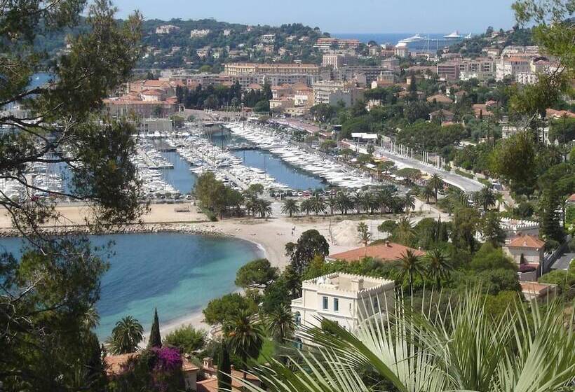 فندق Hôtel Comté De Nice