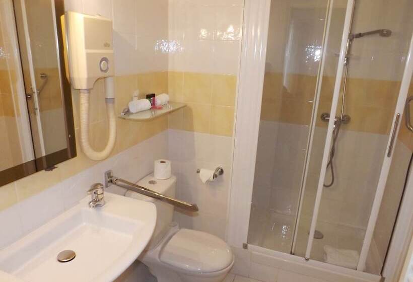 בית מלון כפרי Hôtel Comté De Nice