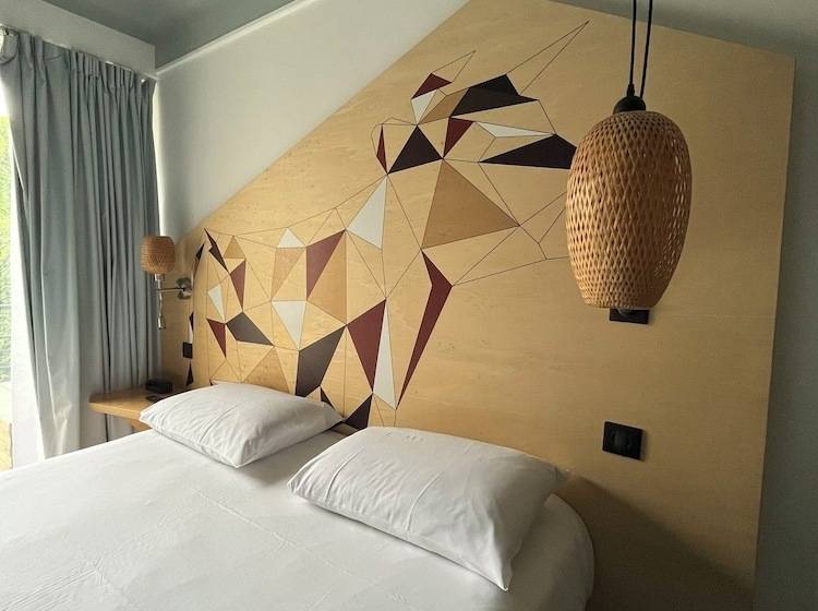 בית מלון כפרי Grand Hôtel Niort Centre