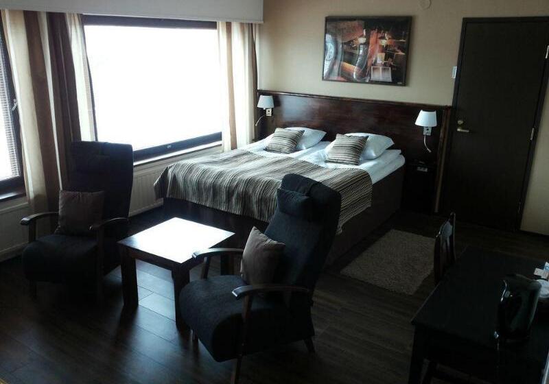 Kultahippu Hotel & Apartments