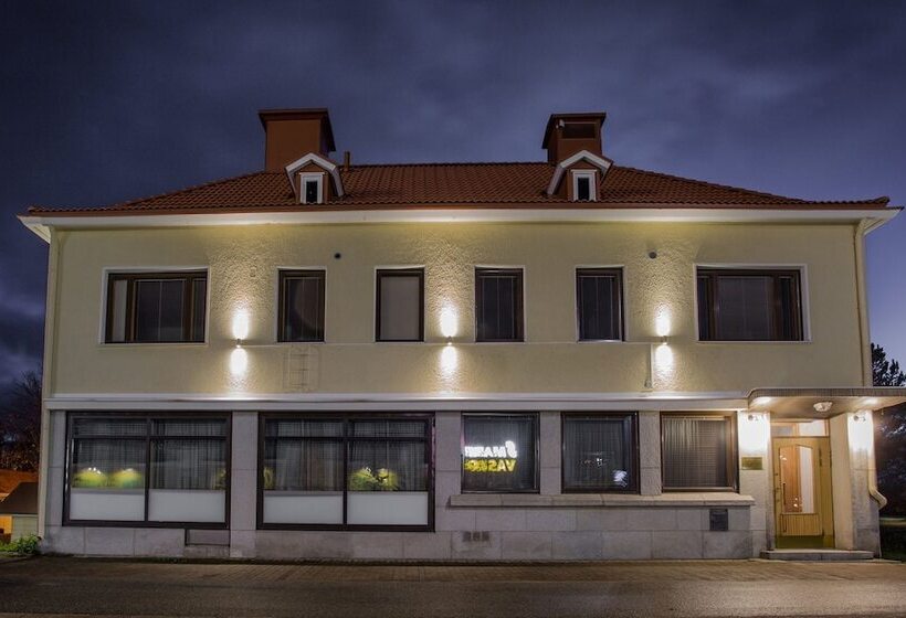 Kultahippu Hotel & Apartments