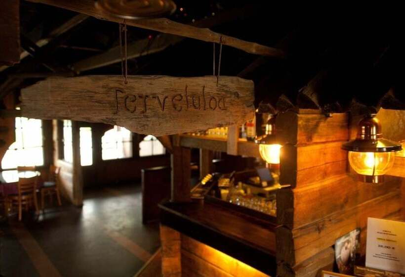 Kultahippu Hotel & Apartments