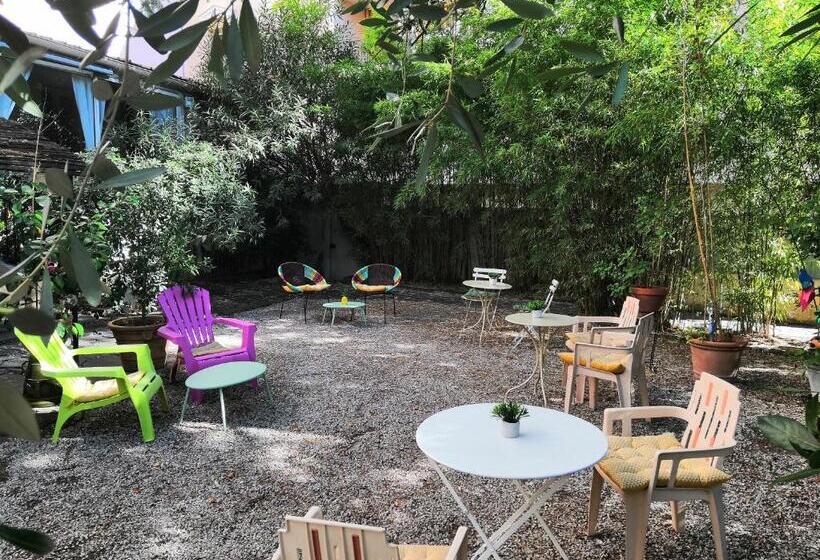 Отель Le Victoria