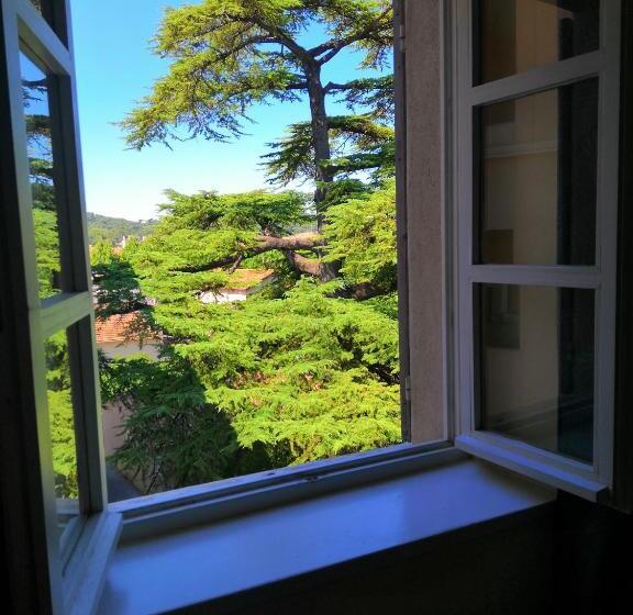 Отель Le Victoria