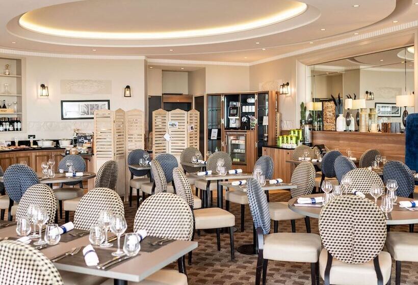 בית מלון כפרי Mercure La Baule Majestic