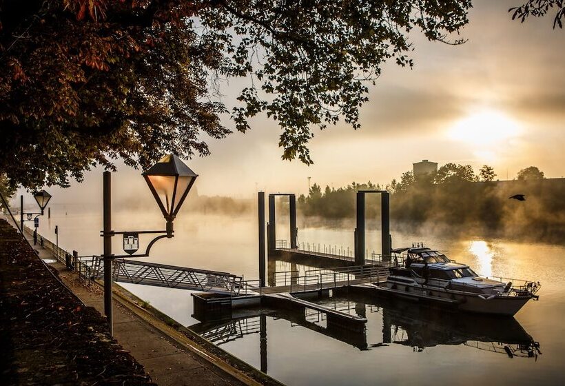 Отель Mercure Thionville Centre Porte Du Luxembourg