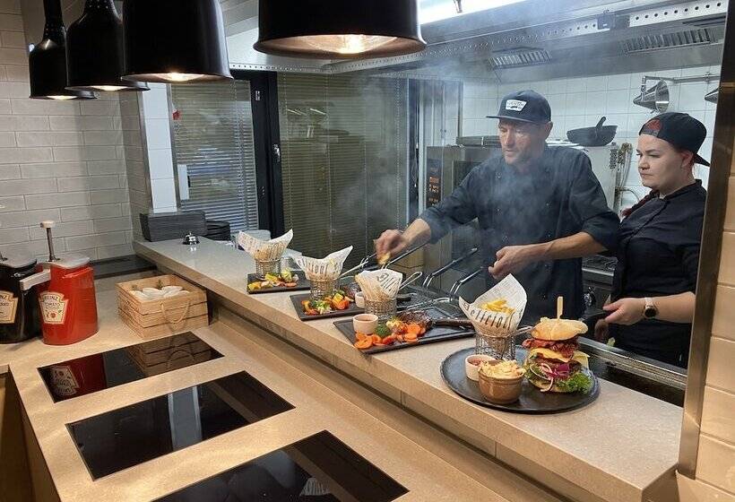 فندق Skyline Airport